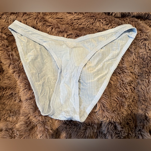 Bundle of Aerie Panties - Picture 2 of 9